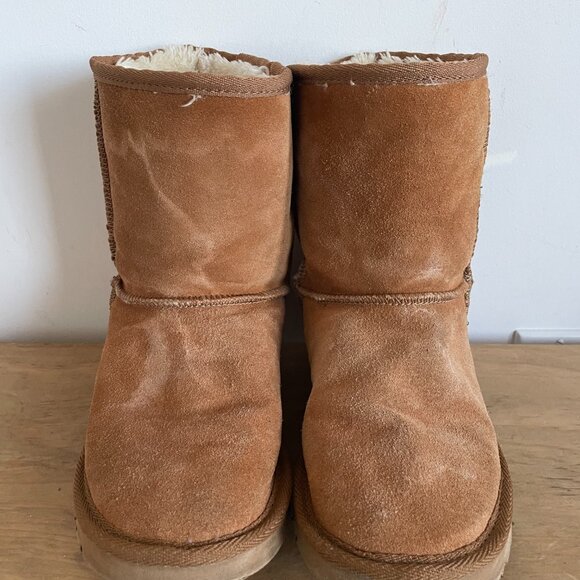 Womens UGG Classic Short Boot Chestnut - Picture 5 of 6